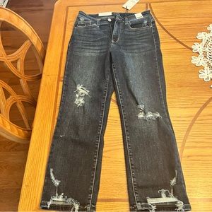 Judy Blue Midrise Cropped Fit Jeans NWT